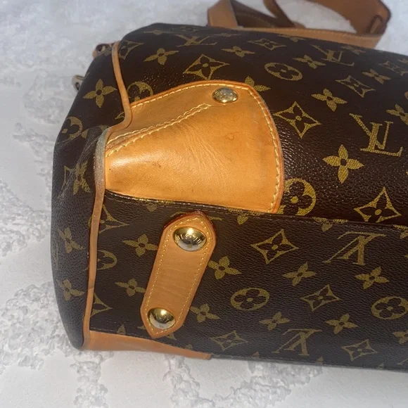 Louis Vuitton Retiro PM Authentic handbag